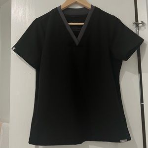 FIGS Women's Black Oran Slim Scrub Top - S / Black